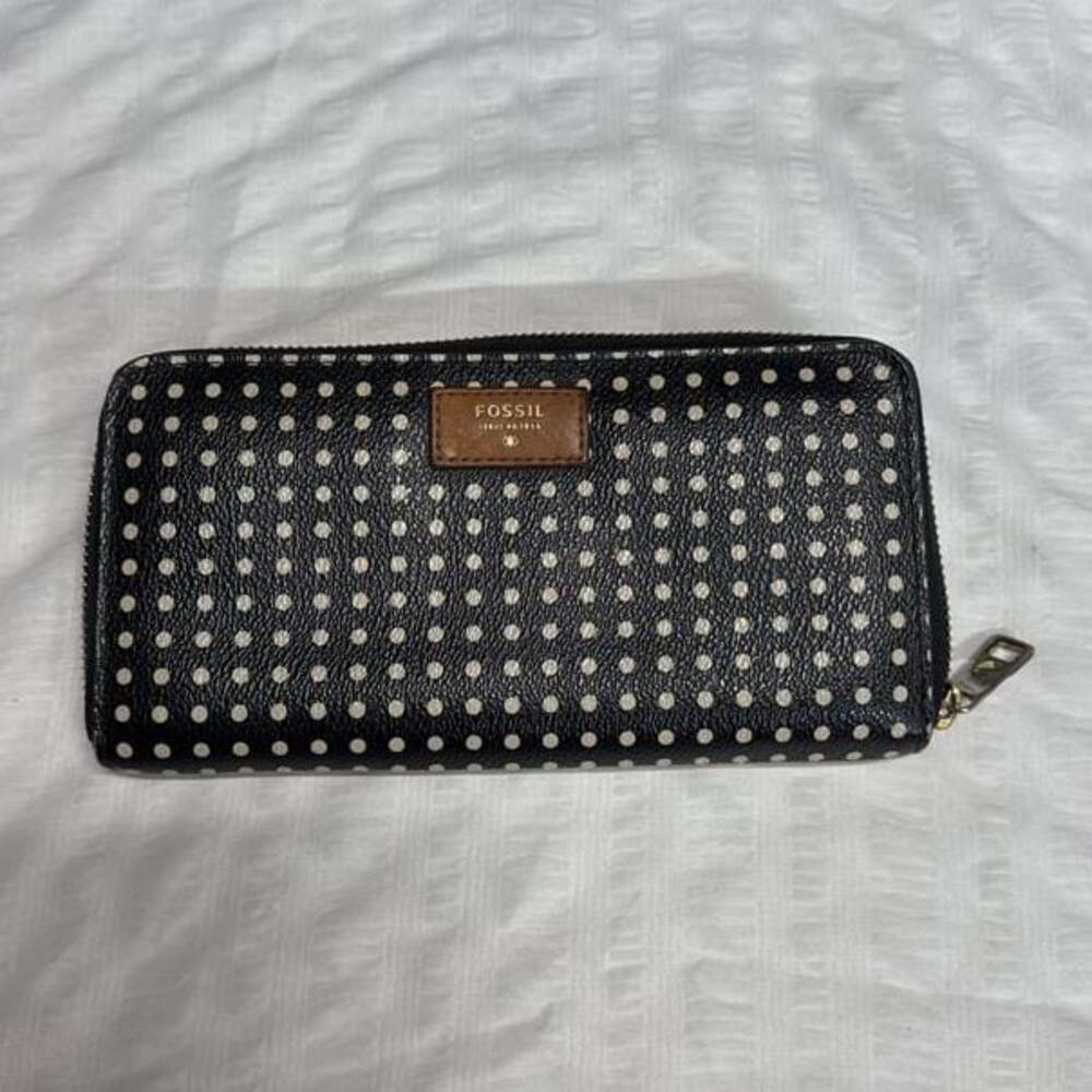 Fossil Black & White Polka Dot Zip Around Wallet Wristlet Clutch